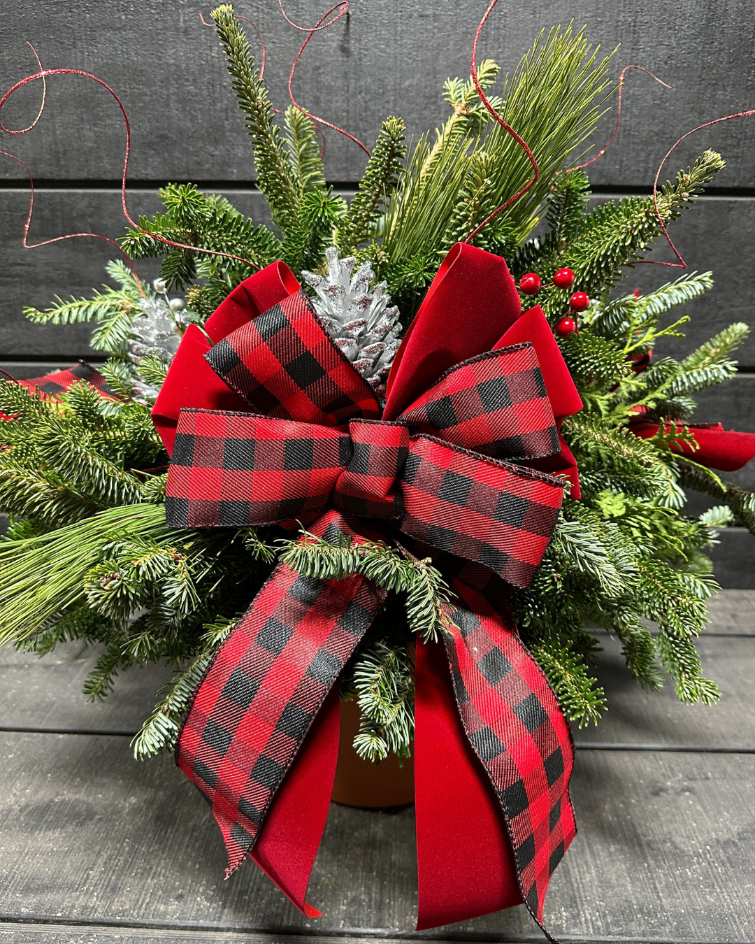 10'' Decorated Red & Black Buffalo Plaid Standard Pot (Xmas)