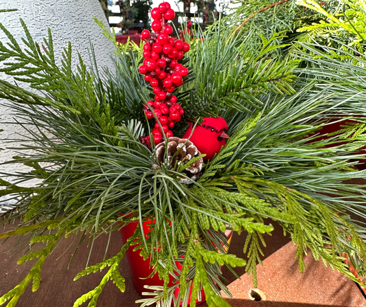 4.5" Tin Pot Christmas Planter