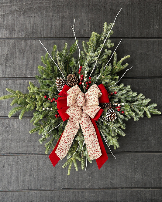 Grave Pillow - Frosty Berry (Xmas)