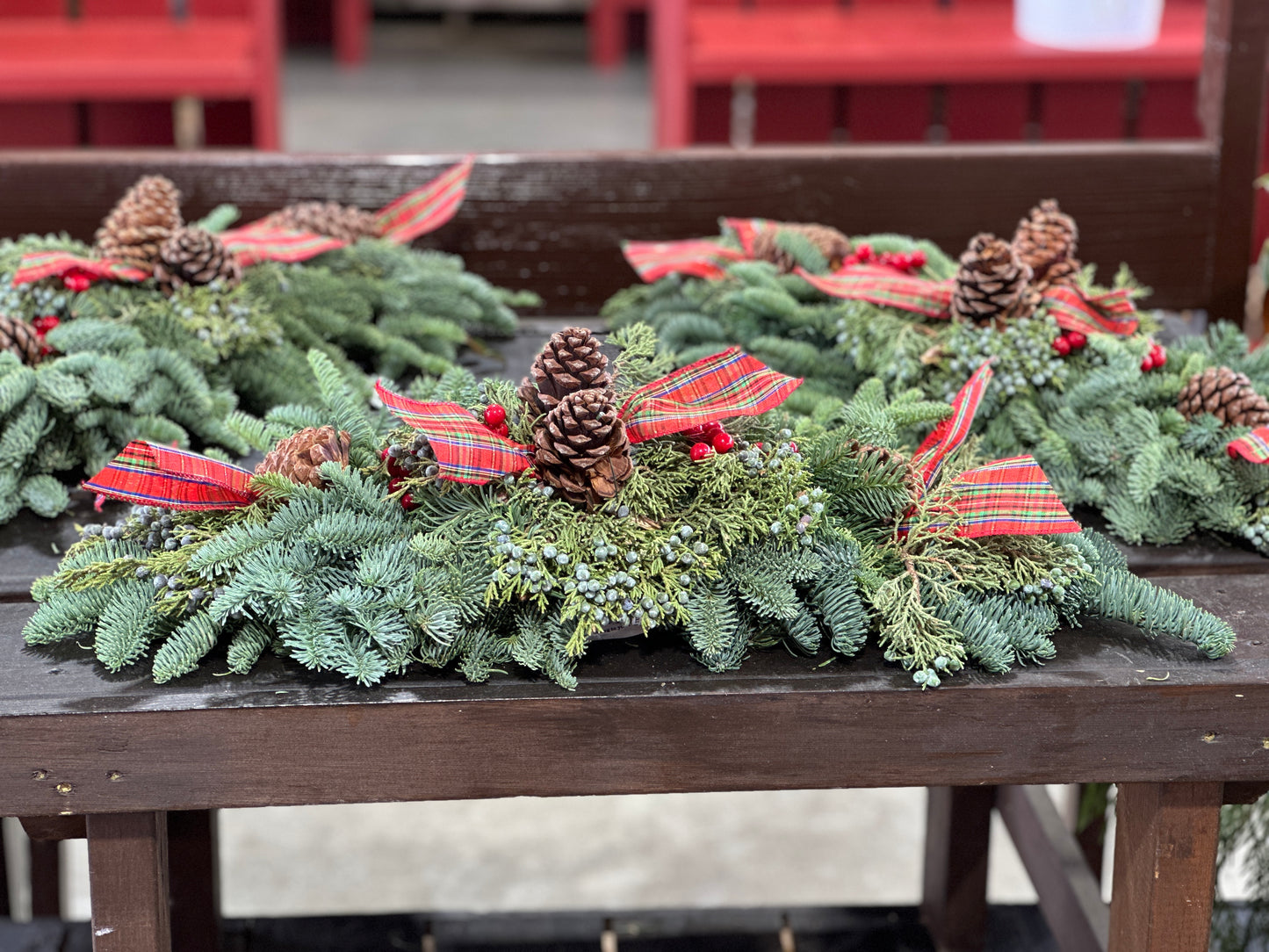 Berries & Bows Mantlepiece 24" Mantlepiece (Xmas)