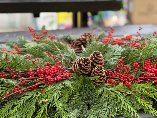48" Berries & Branches Mantlepiece (Xmas)