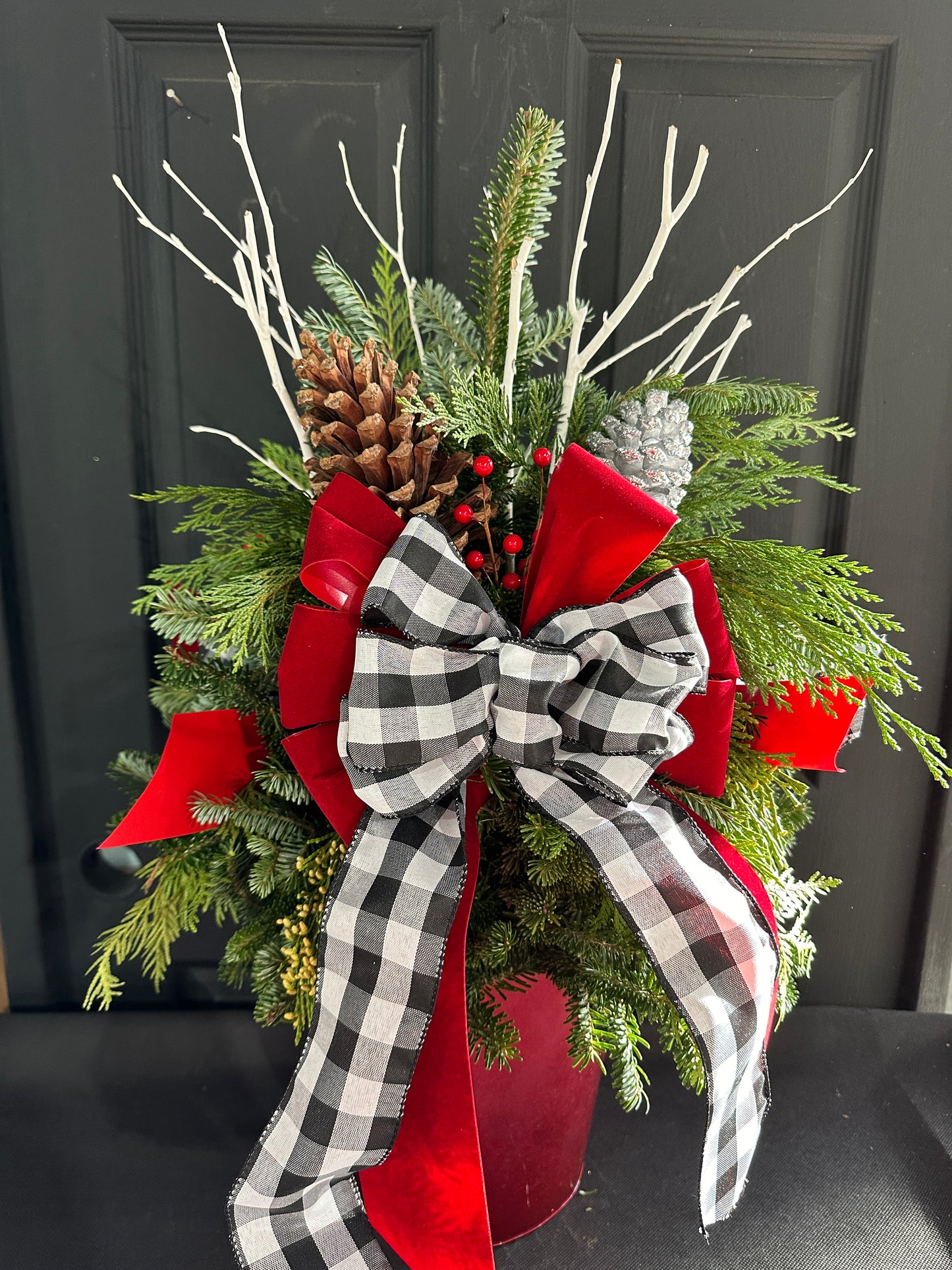 9'' Decorated Black & White Buffalo Plaid Red Tin